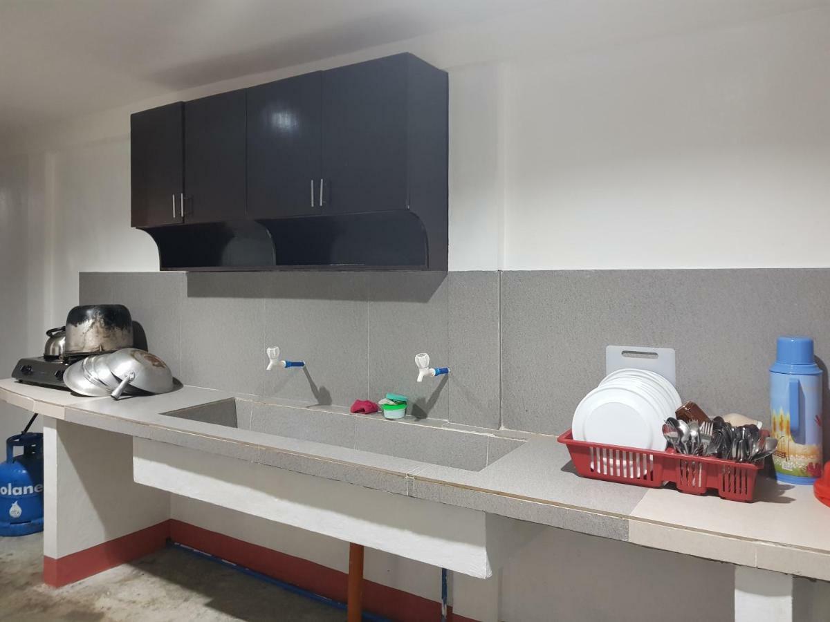 Sj Pabua Travellers Inn Мамбаджао Екстериор снимка